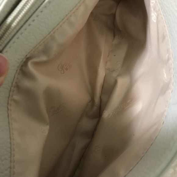 Fossil Vintage Cream with Tan Accent Leather Silver Key Purse - Picture 6 of 9